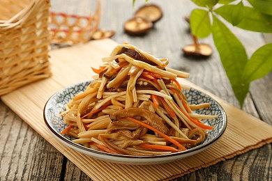 《最终幻想7 重制版》系列主创人员寄语 团队在积极的开发中